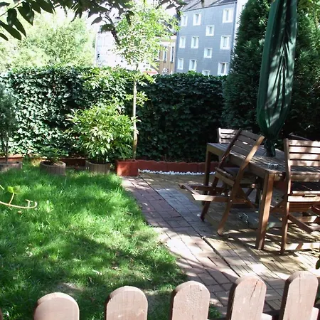 In Einem Haus Inkl Parkplatz Nach Verfuegbarkeit *