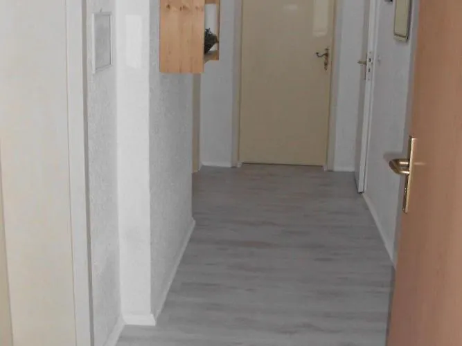 Δωμάτια σε οικογενειακή κατοικία In Einem Haus Inkl Parkplatz Nach Verfuegbarkeit Έσσεν