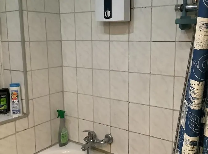 Accommodatie bij particulieren In Einem Haus Inkl Parkplatz Nach Verfuegbarkeit